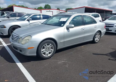 2003 Mercedes-Benz E 320 из США, поврежденный, VIN WDBUF65J13A245083